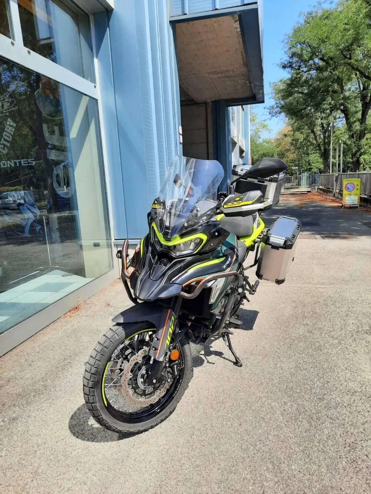 Benelli TRK 702X (2023 - 25) (2)