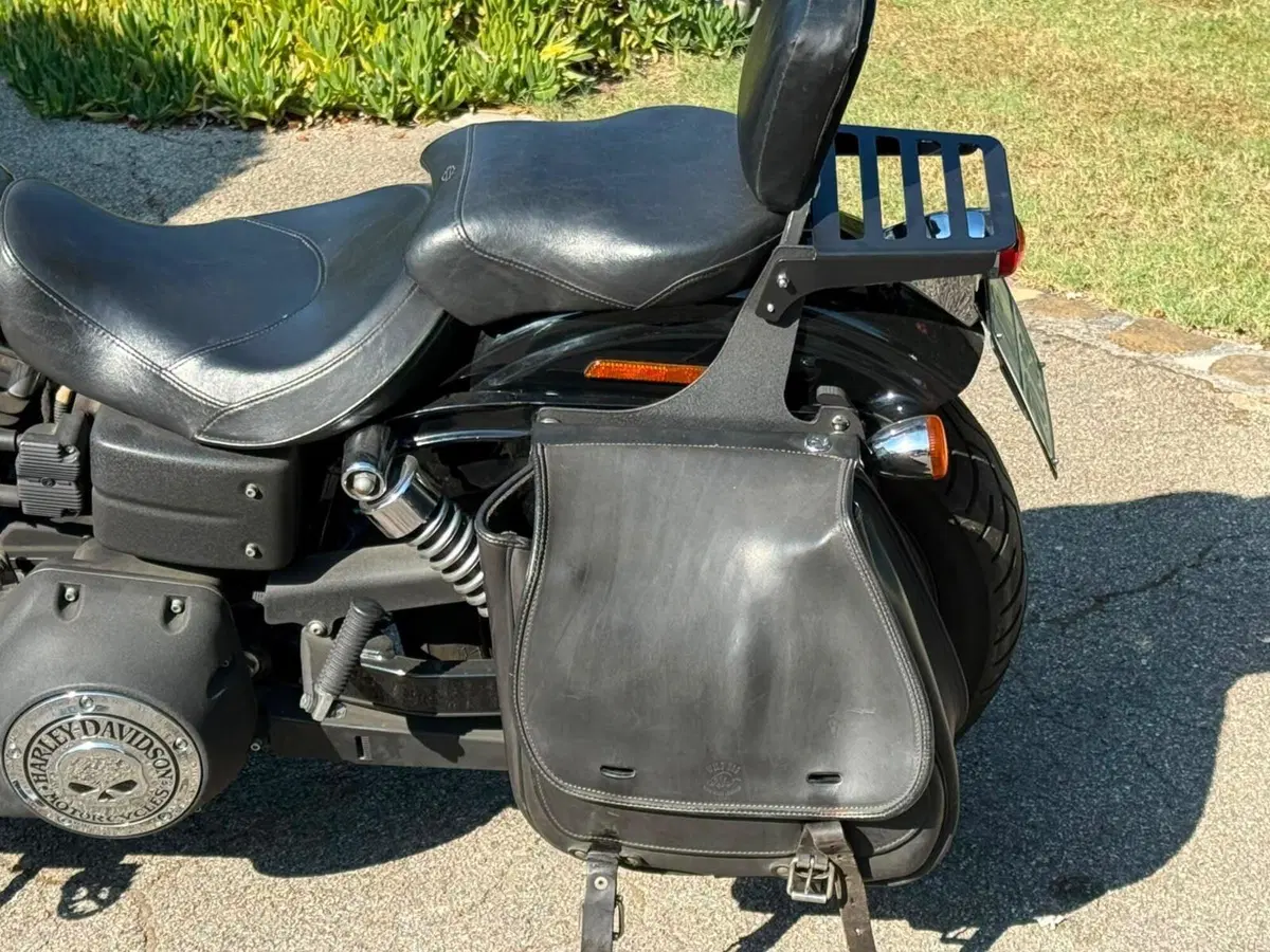 Harley-Davidson 1584 Street Bob (2008 - 15) - FXDB (7)