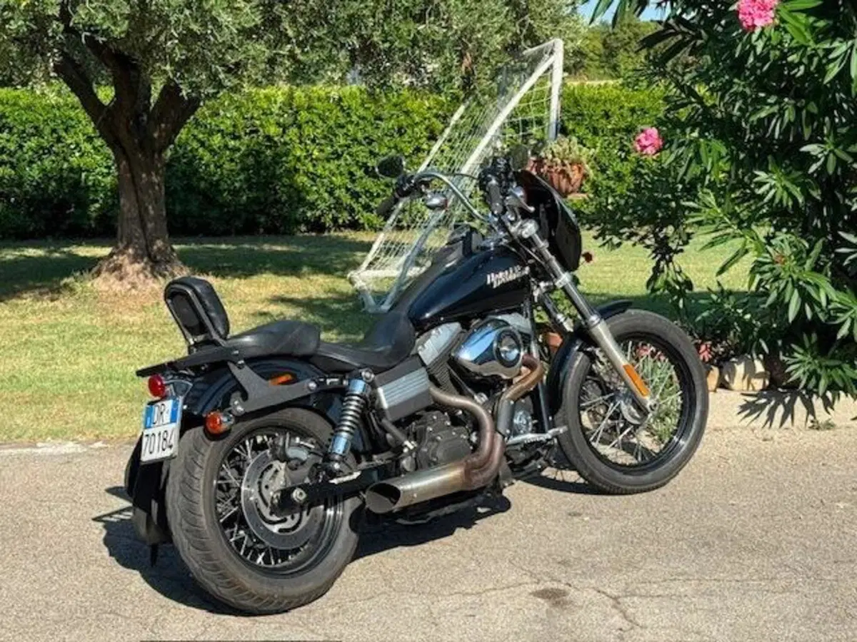 Harley-Davidson 1584 Street Bob (2008 - 15) - FXDB (13)