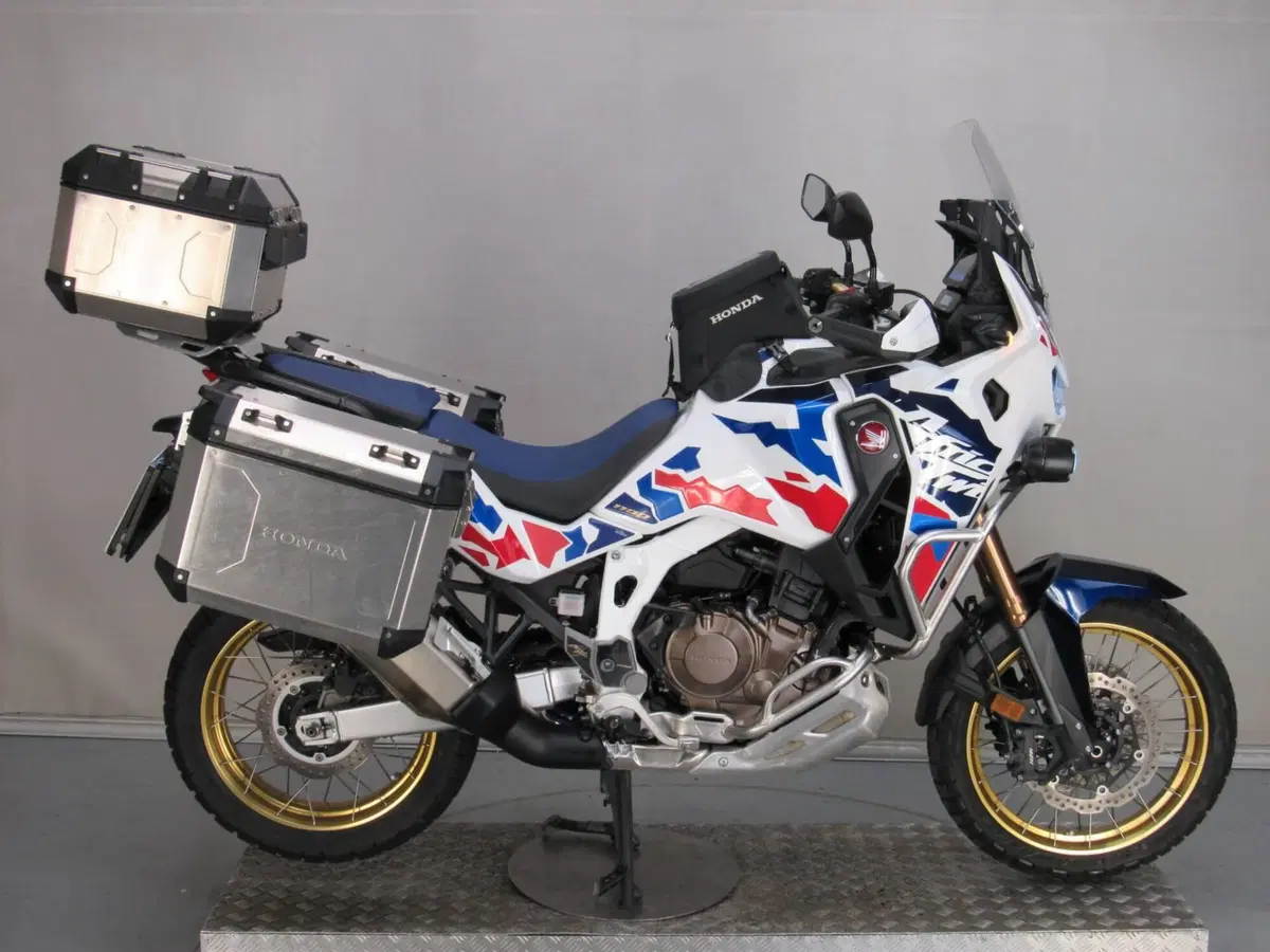 Honda Africa Twin CRF 1100L Adventure Sports Travel Edition (2024 - 26) (2)