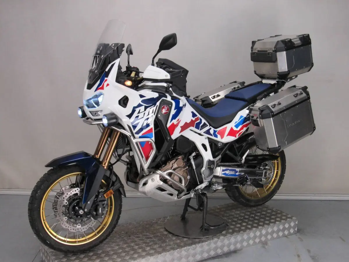 Honda Africa Twin CRF 1100L Adventure Sports Travel Edition (2024 - 26) (4)