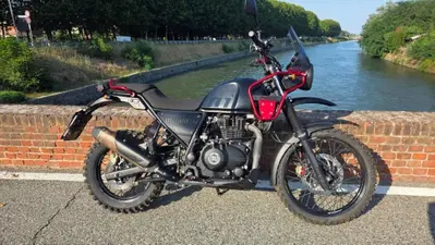 Royal Enfield Himalayan 411 (2021 - 24) usata