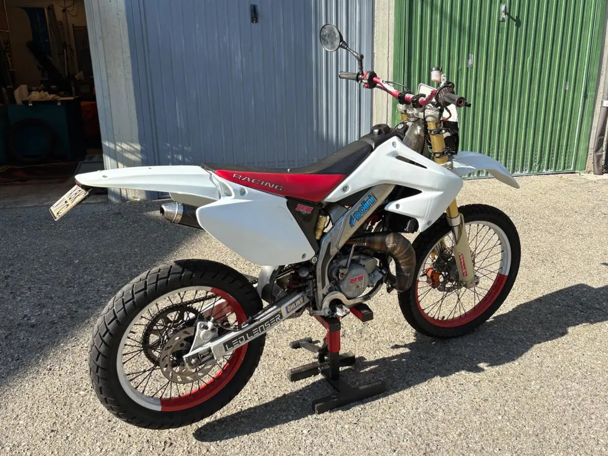 HM CRE 50 Six (1996 - 06) (5)