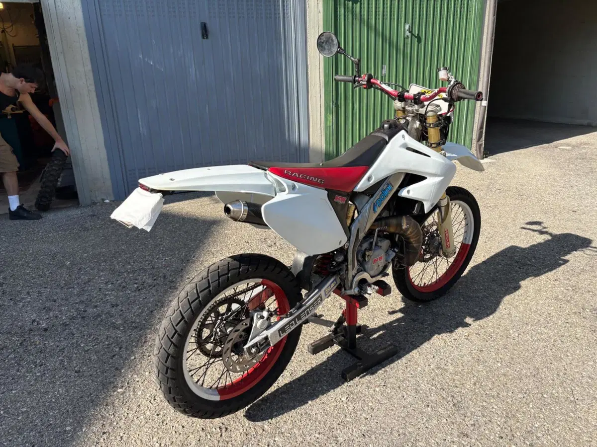 HM CRE 50 Six (1996 - 06) (8)