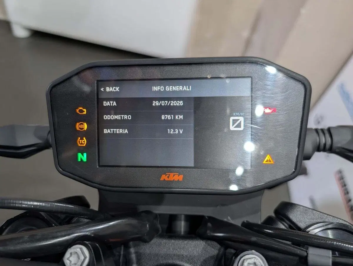 KTM 890 Duke (2021 - 23) (7)