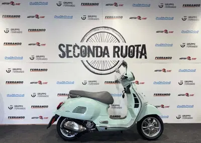 Vespa GTS 300 Super (2023 - 24) usata