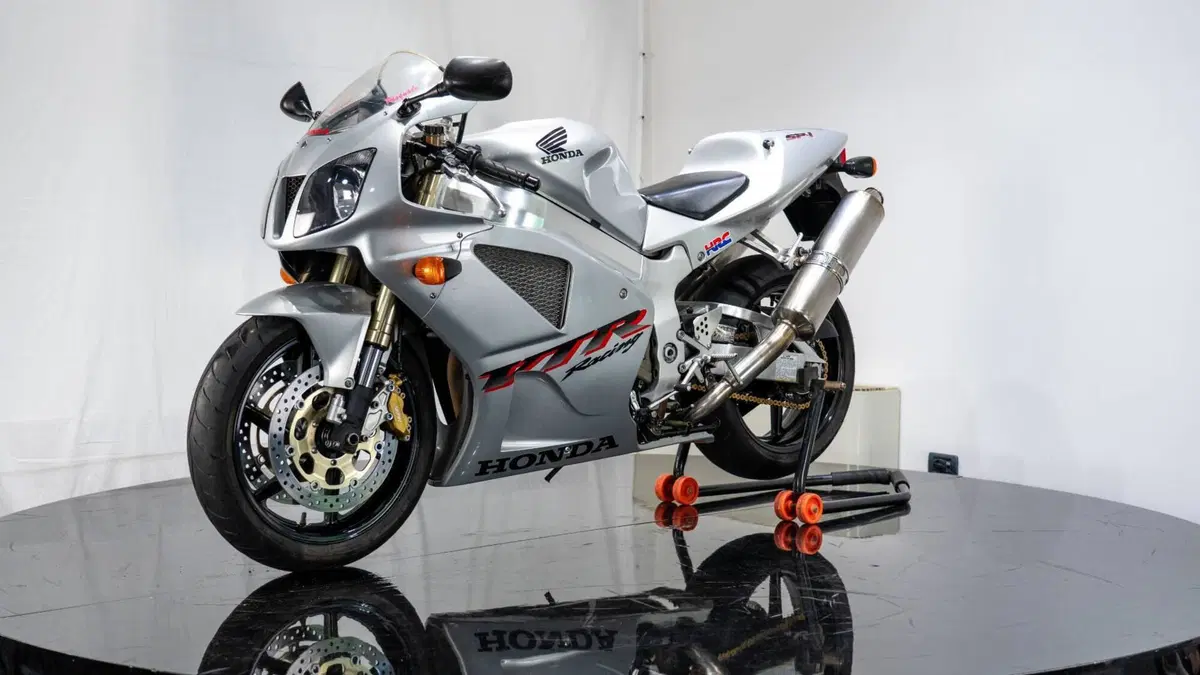 Honda VTR 1000 SP-1 (2000 - 01) (9)