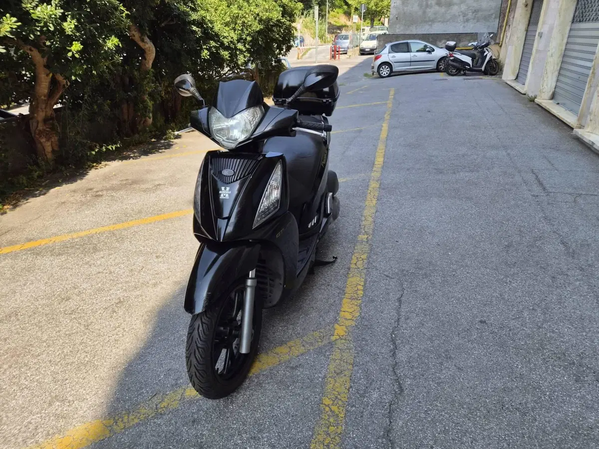 Kymco People 200i GT (2010 - 17) (3)
