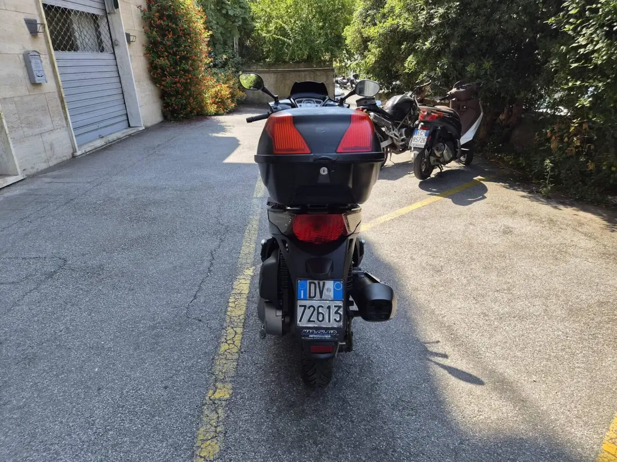 Kymco People 200i GT (2010 - 17) (10)