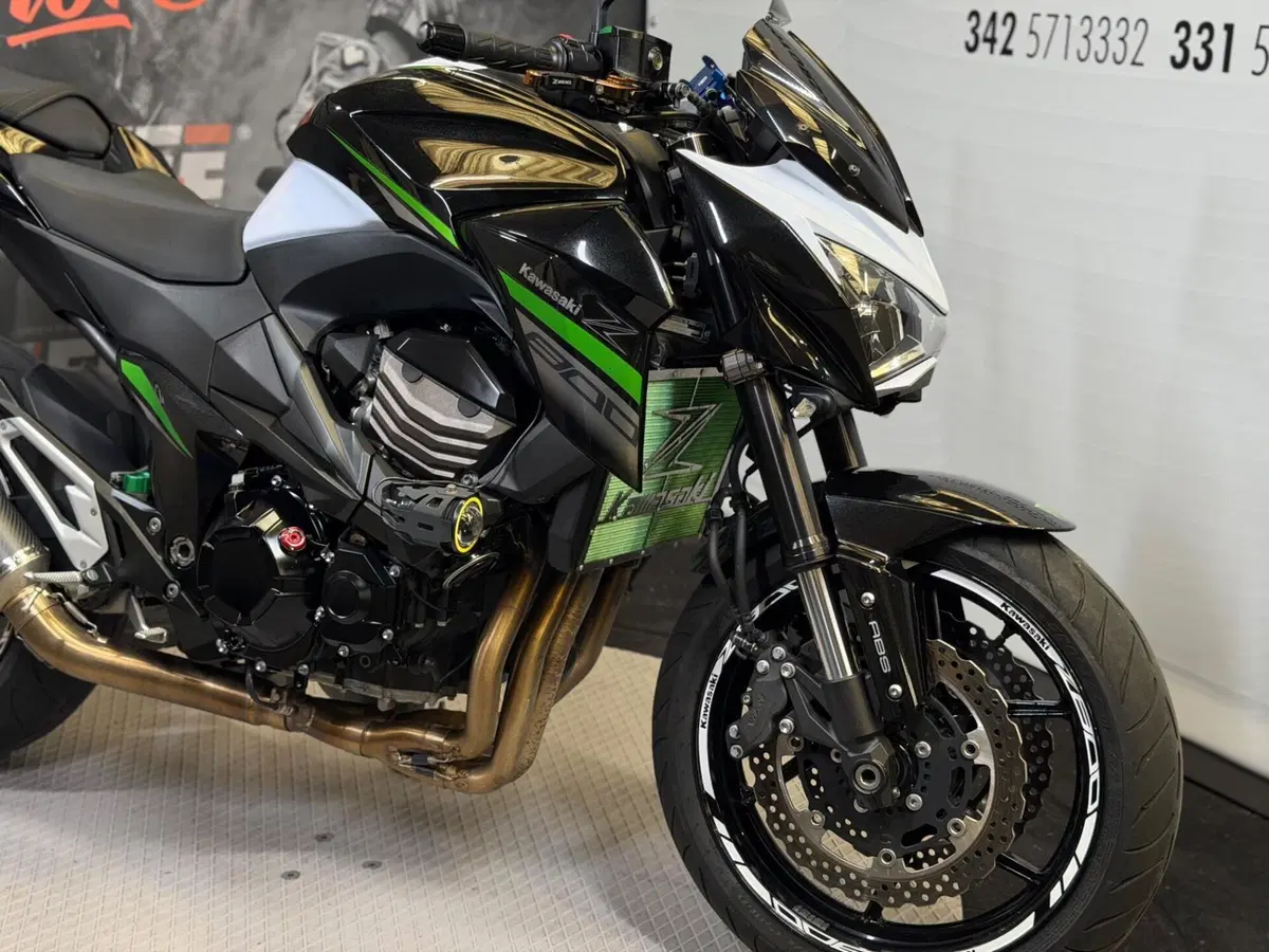 Kawasaki Z 800 e ABS (2012 - 16) (2)