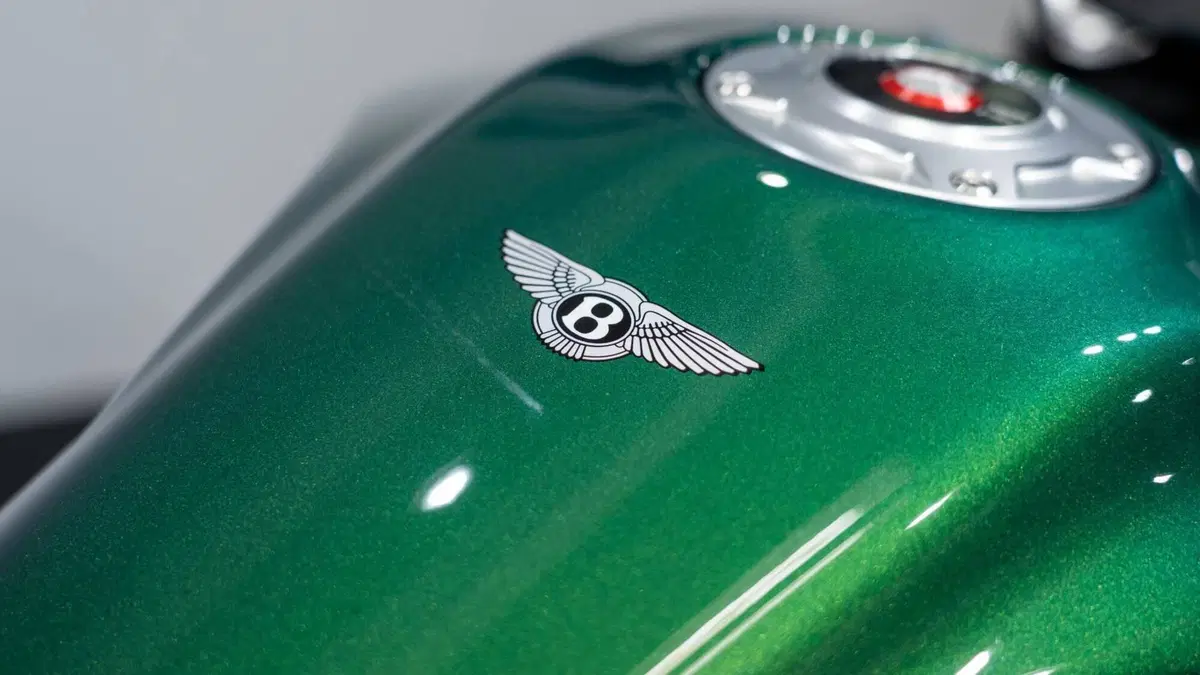 Ducati Diavel for Bentley (2024) (2)