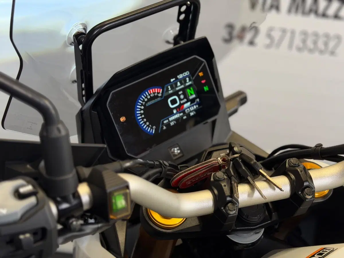 Suzuki V-Strom 800DE (2025 - 26) (12)