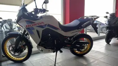 Honda Transalp XL750 (2026) nuova