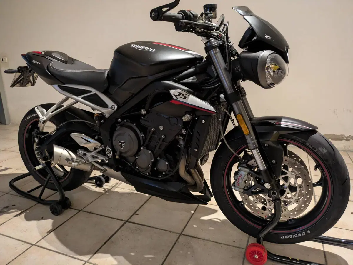 Triumph Street Triple RS (2017 - 19)