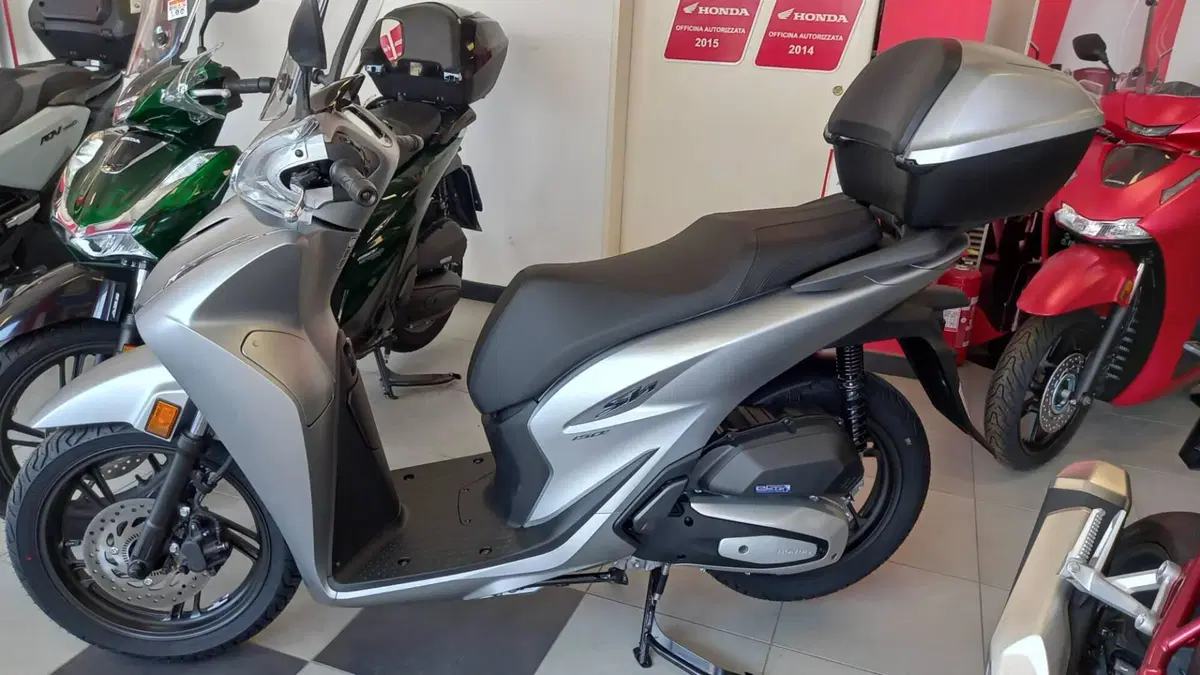Honda SH 150 (2026) (3)