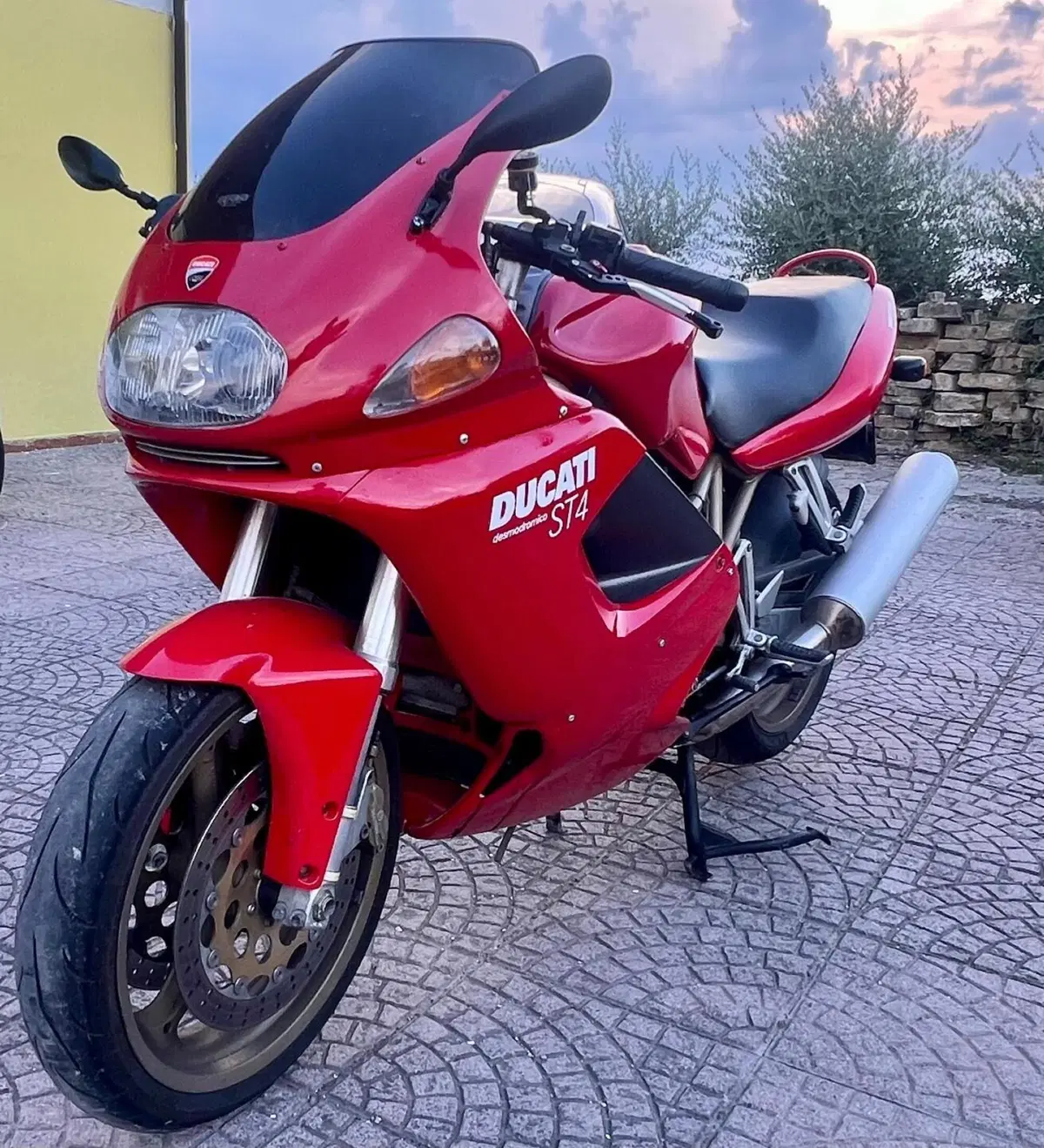Ducati ST4 (1999 - 02)