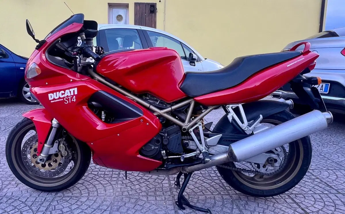 Ducati ST4 (1999 - 02) (2)