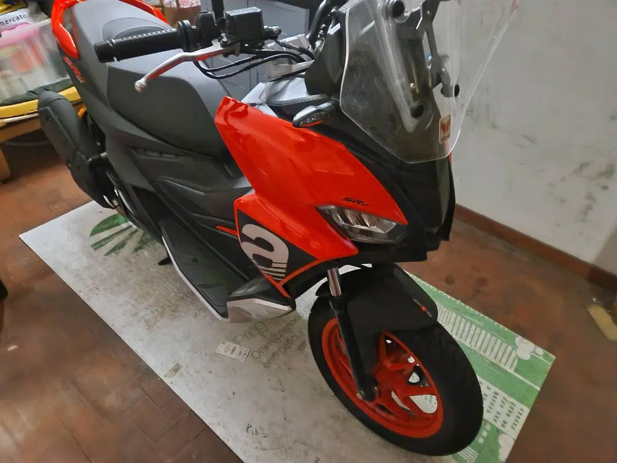 Aprilia SR GT 125 (2022 - 24) (3)