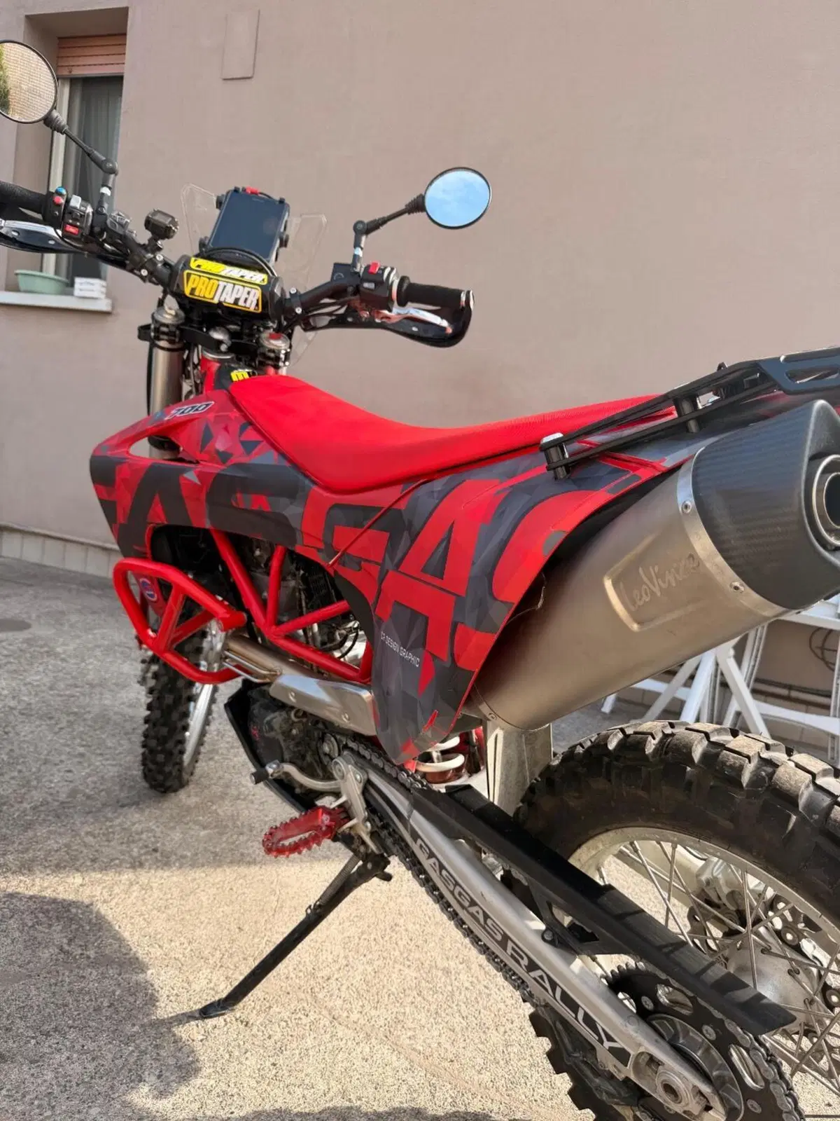 GASGAS ES 700 (2022 - 26) (3)