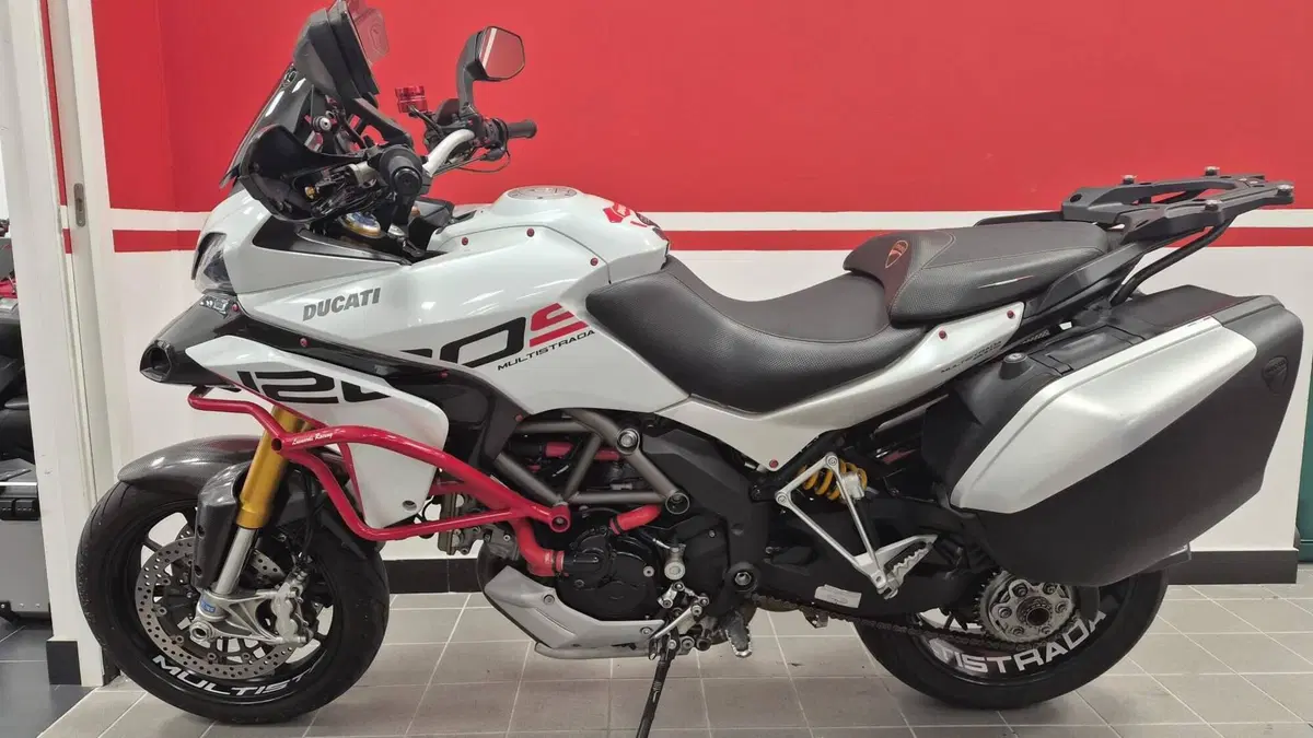 Ducati Multistrada 1200 S Touring (2010 - 12)