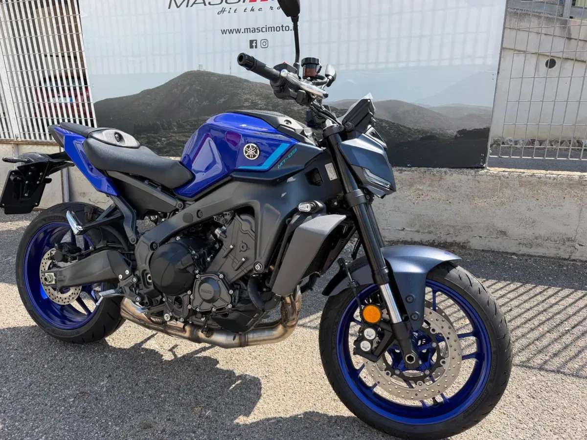 Yamaha MT-09 (2024 - 26) (2)