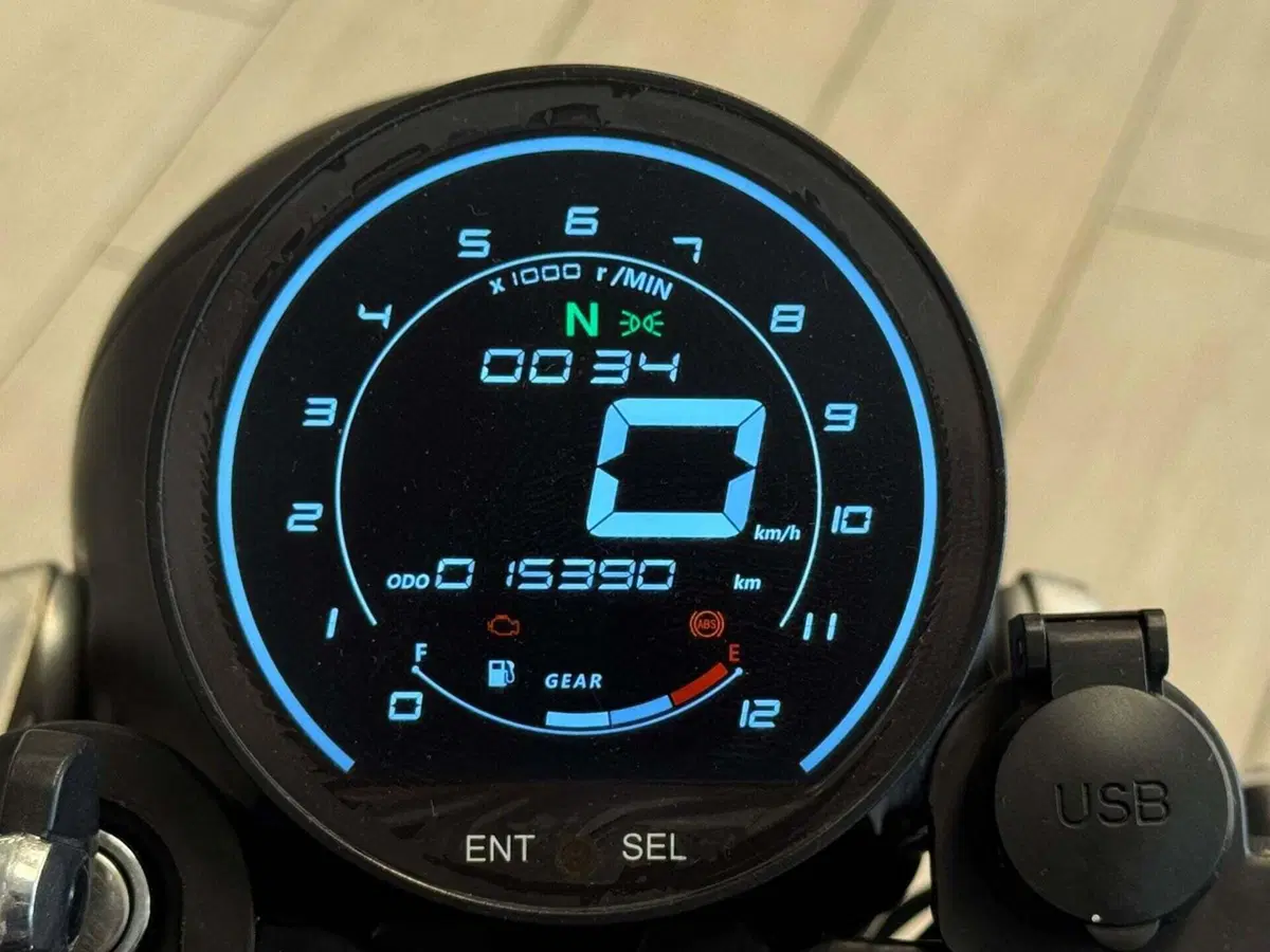 Keeway Motor X-Light 125 (2023 - 26) (4)
