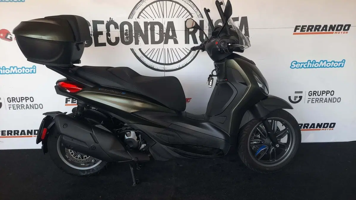 Piaggio Beverly 400 (2025 - 26)