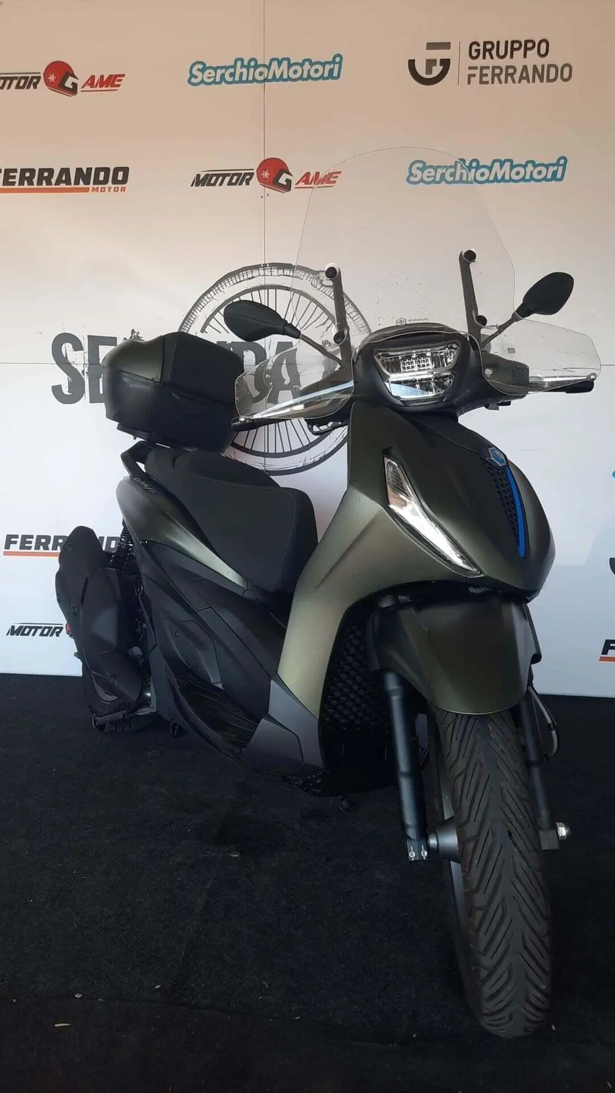 Piaggio Beverly 400 (2025 - 26) (2)