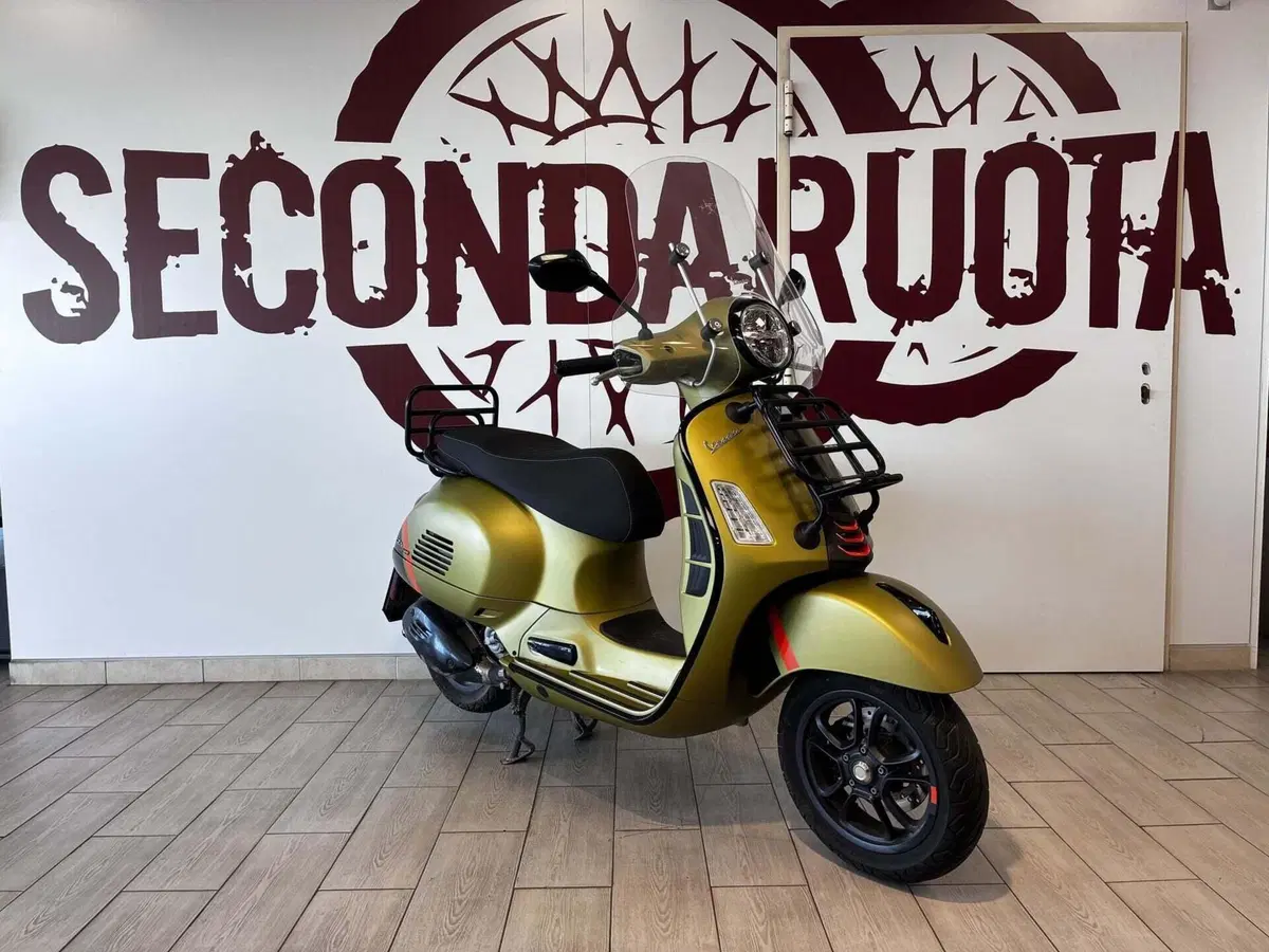 Vespa GTS 300 Super Sport (2023 - 24) (3)