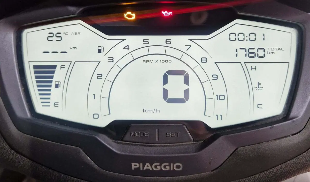 Piaggio Beverly 300 S ABS-ASR (2021 - 25) (5)