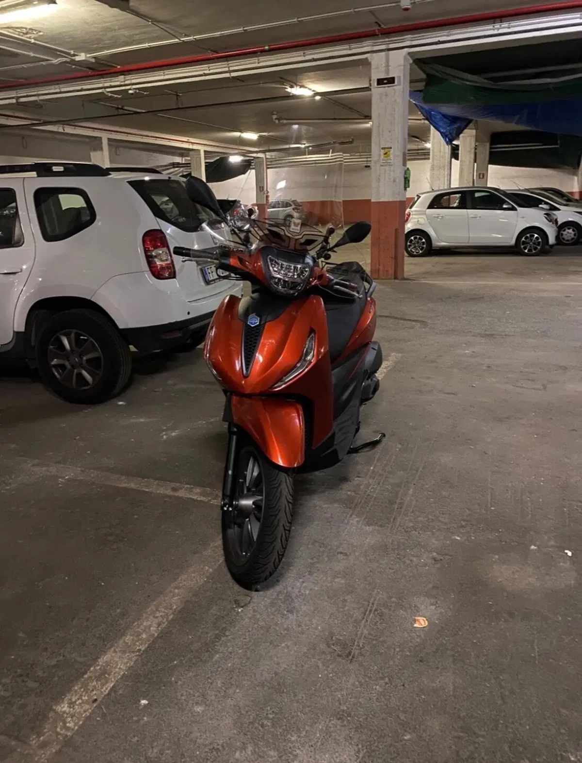 Piaggio Beverly 300 S ABS-ASR (2021 - 25) (2)