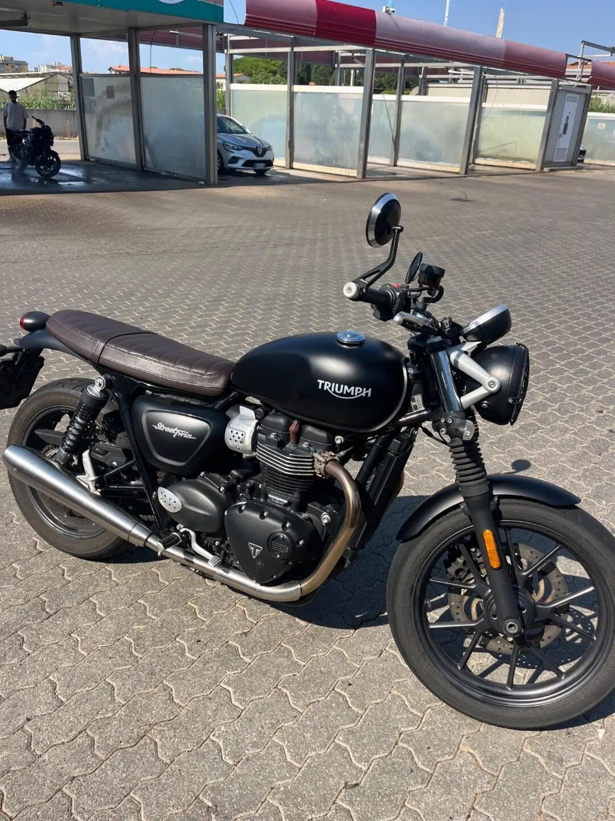 Triumph Street Twin 900 (2017 - 18)