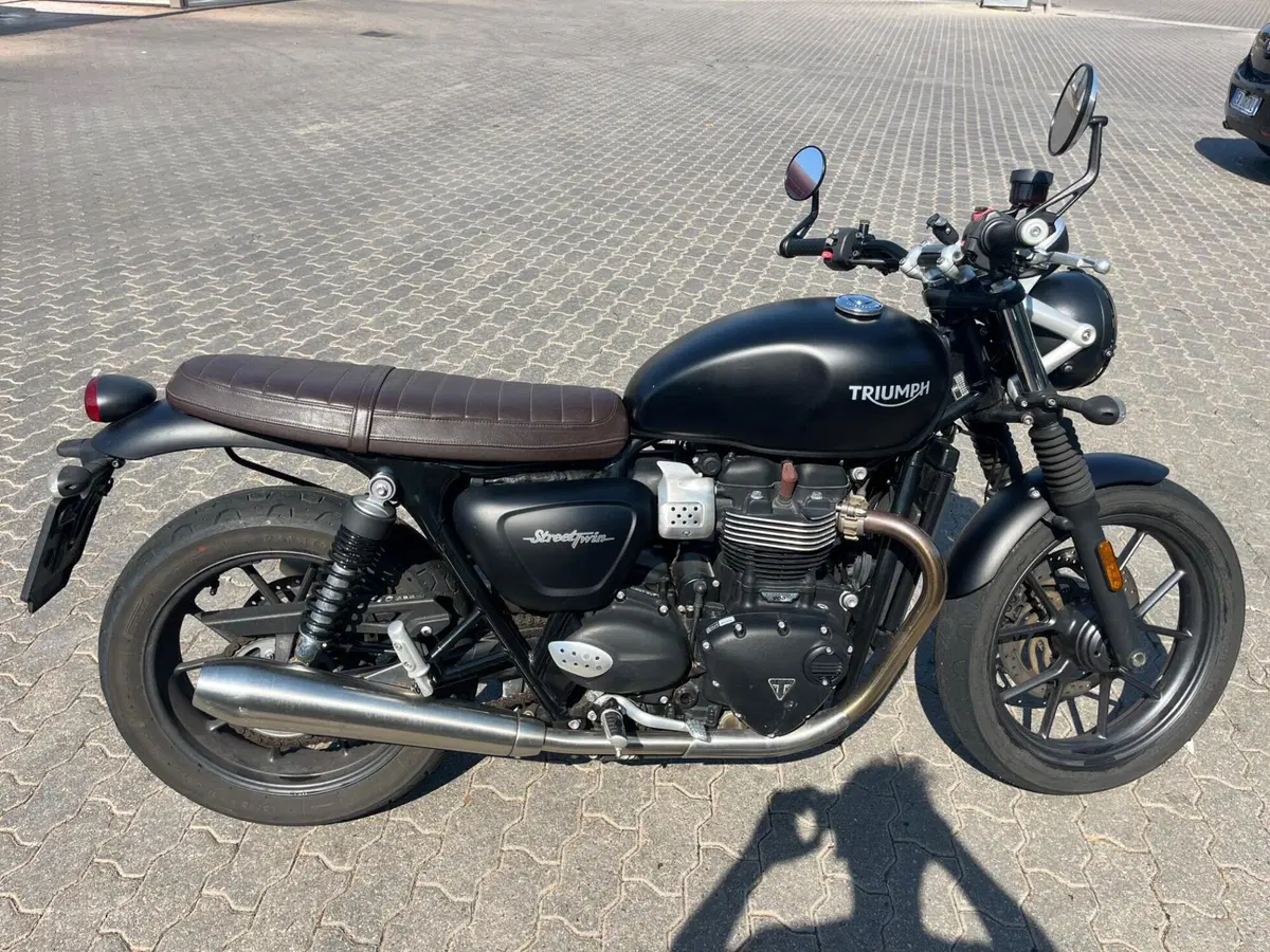 Triumph Street Twin 900 (2017 - 18) (3)