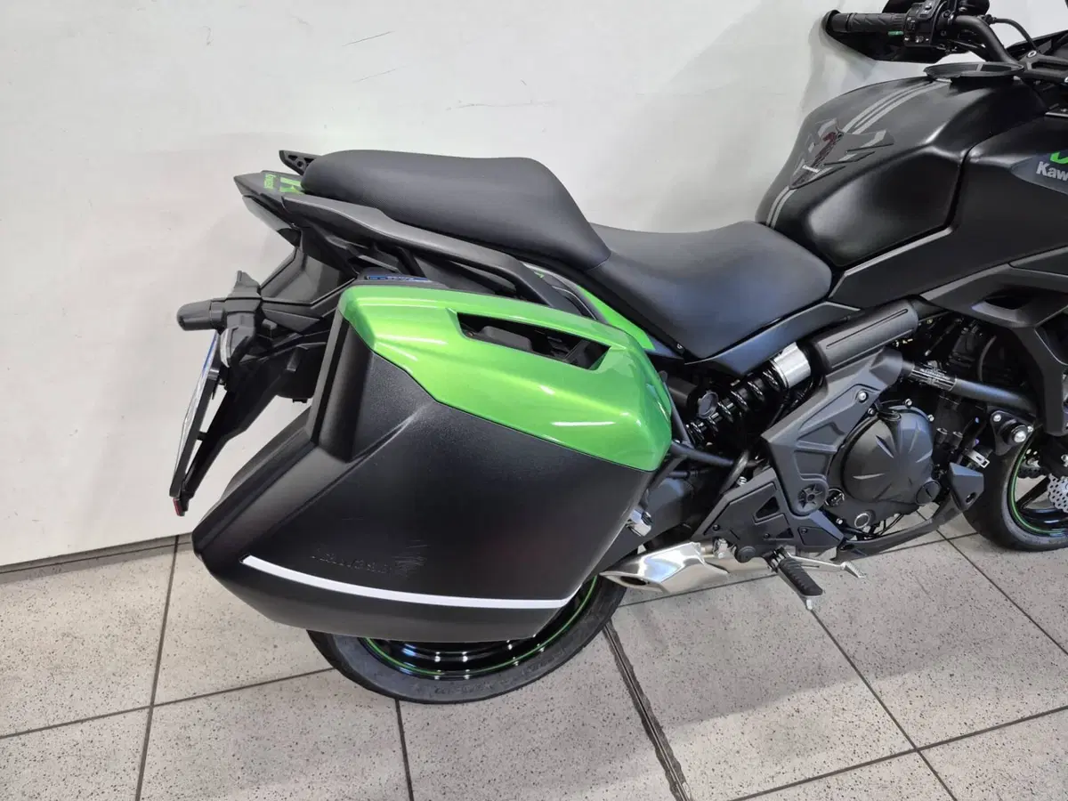 Kawasaki Versys 650 Tourer (2022 - 24) (3)