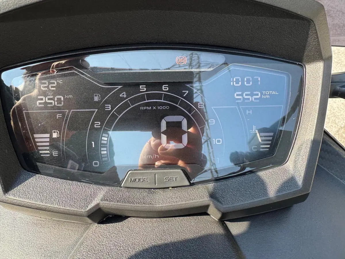 Aprilia SR GT 125 (2025 - 26) (11)