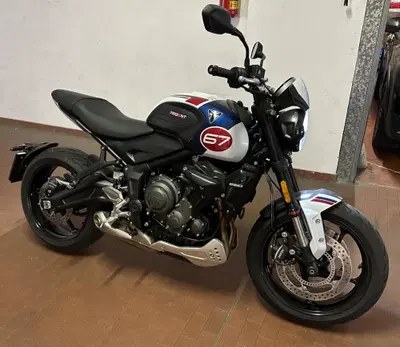 Triumph Trident 660 Triple Tribute Edition (2024) usata