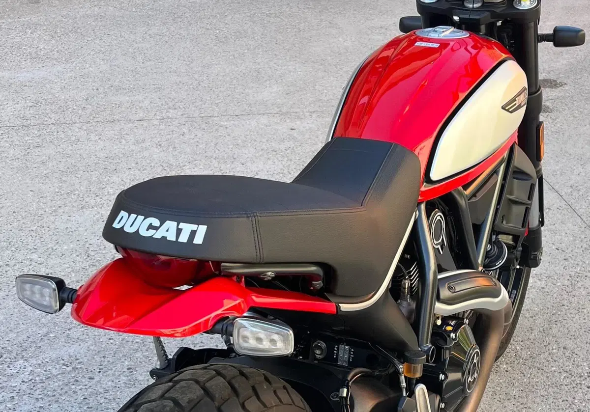 Ducati Scrambler 800 Icon (2021 - 22) (14)