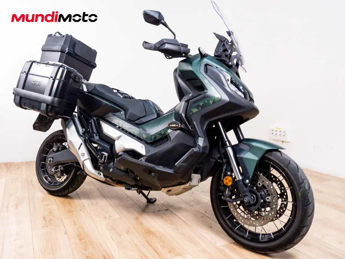 Honda X-ADV 750 (2017) (2)