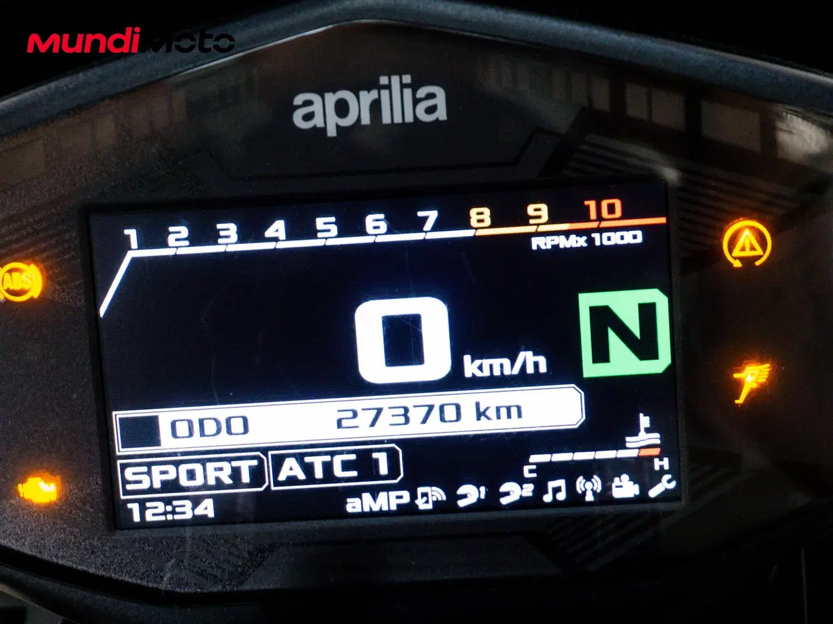 Aprilia Dorsoduro 900 (2017 - 20) (12)