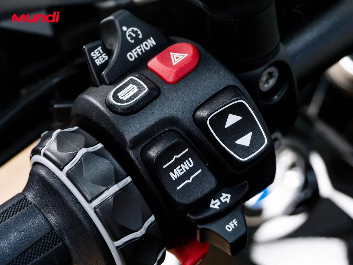 Bmw R 1300 GS Triple Black (2023 - 26) (16)