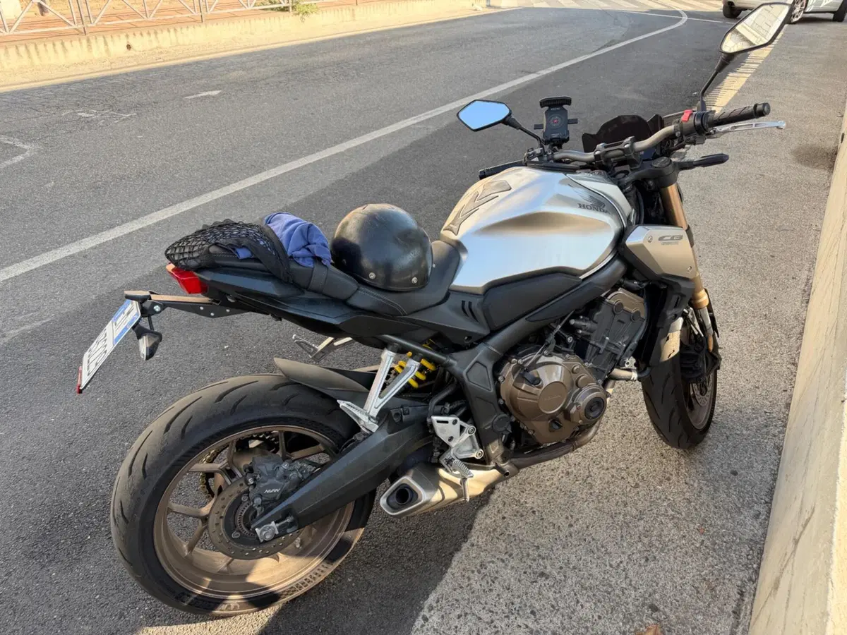 Honda CB 650 R (2019 - 20) (3)