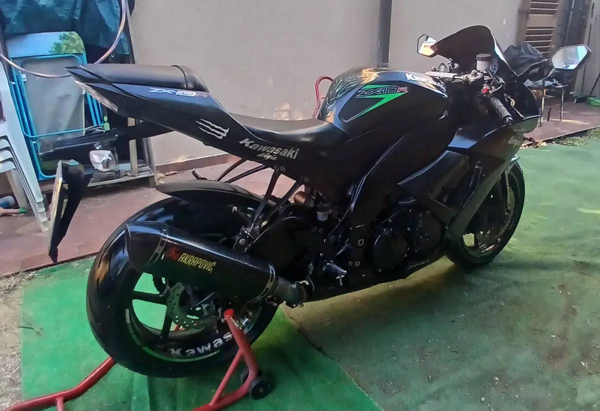 Kawasaki Ninja 1000 ZX-10R (2008 - 09) (12)
