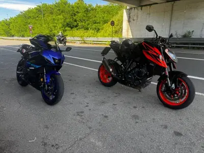 KTM 1290 Super Duke R (2020) usata