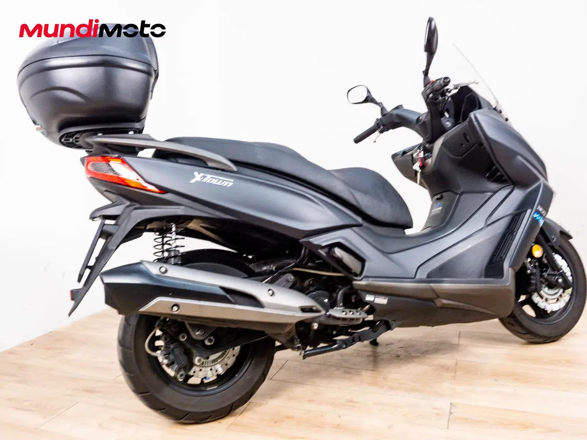 Kymco X-Town 300i (2021 - 24) (3)