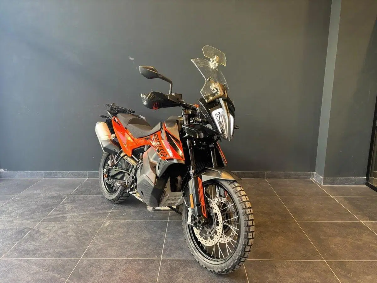 KTM 890 Adventure R (2021) (3)