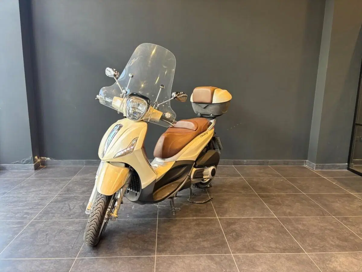 Piaggio Beverly 300 i.e. (2010 - 16) (3)