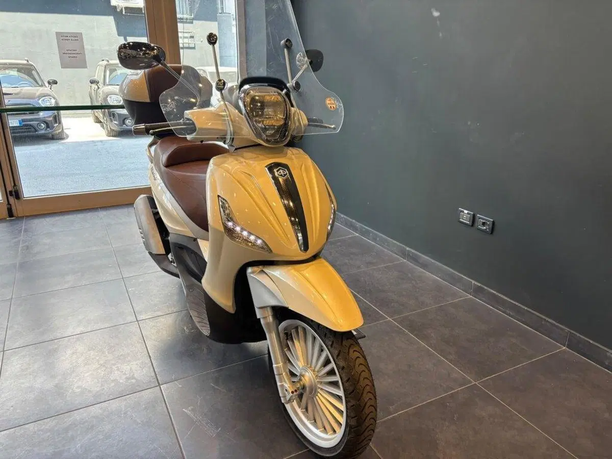 Piaggio Beverly 300 i.e. (2010 - 16) (5)