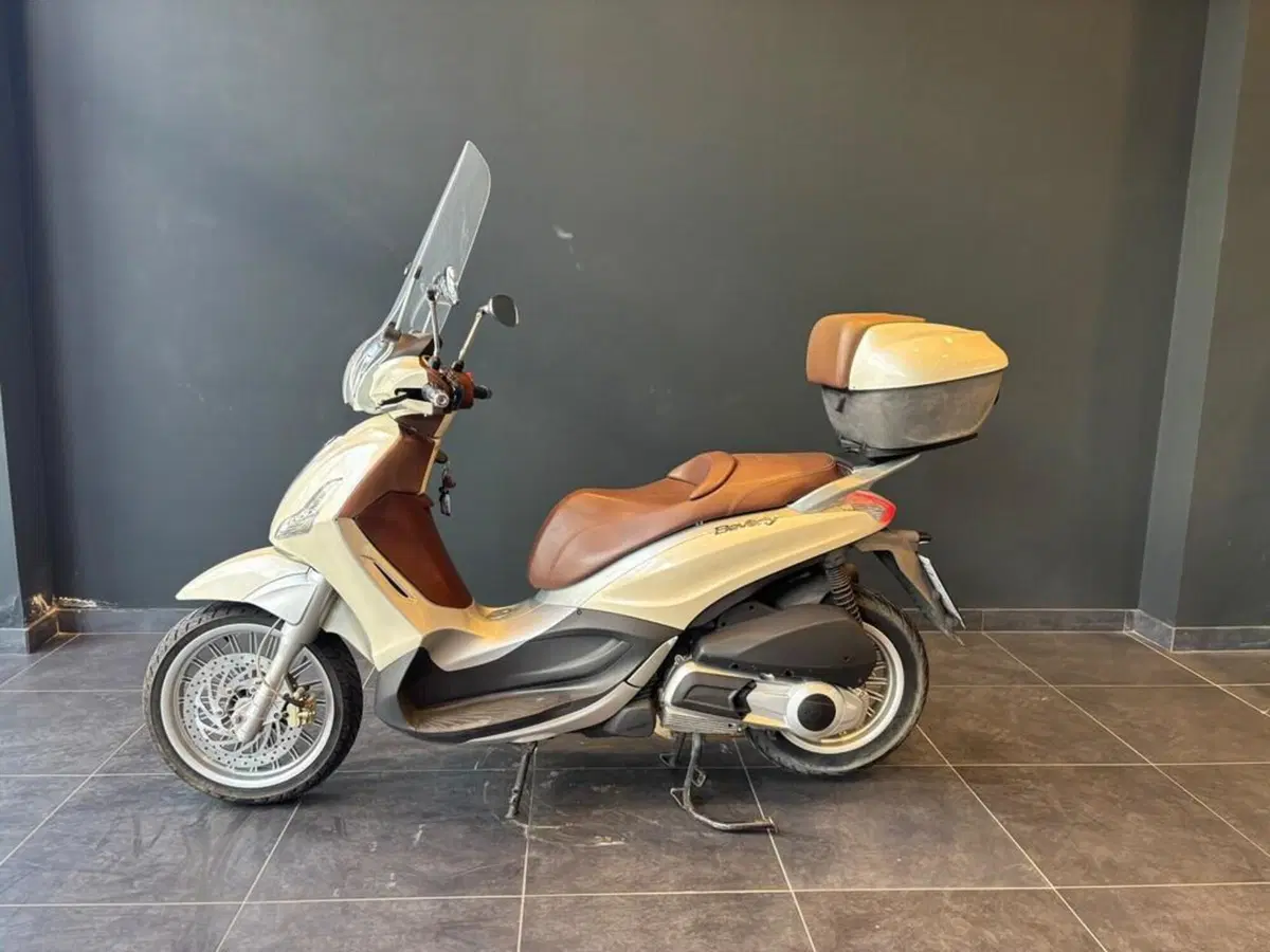 Piaggio Beverly 300 i.e. (2010 - 16) (4)