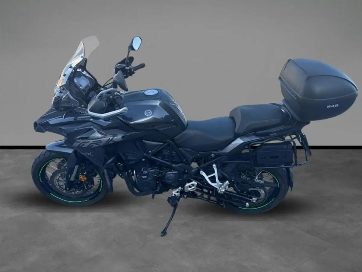 Benelli TRK 502 (2021 - 25) (2)