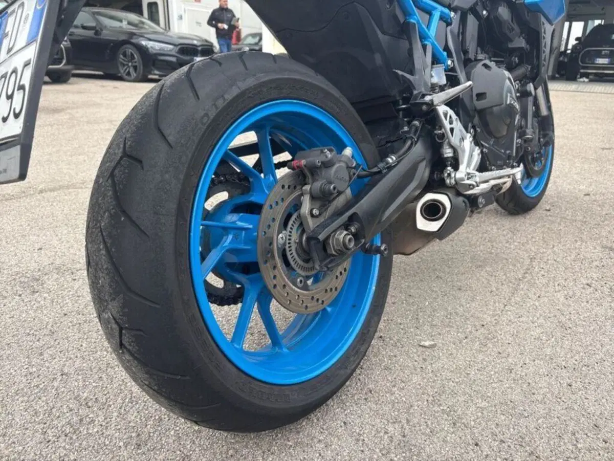 Suzuki GSX-8S (2023 - 24) (9)